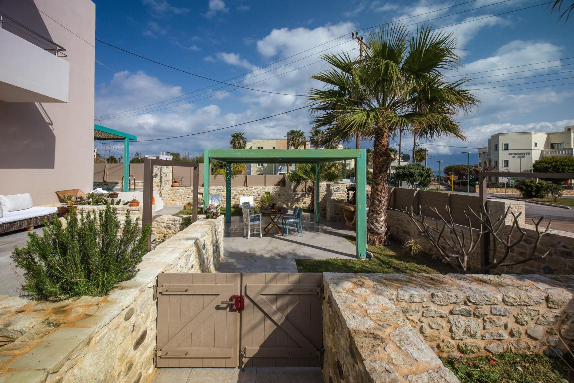 Arodamos Studios & Apts Kissamos Luaran gambar