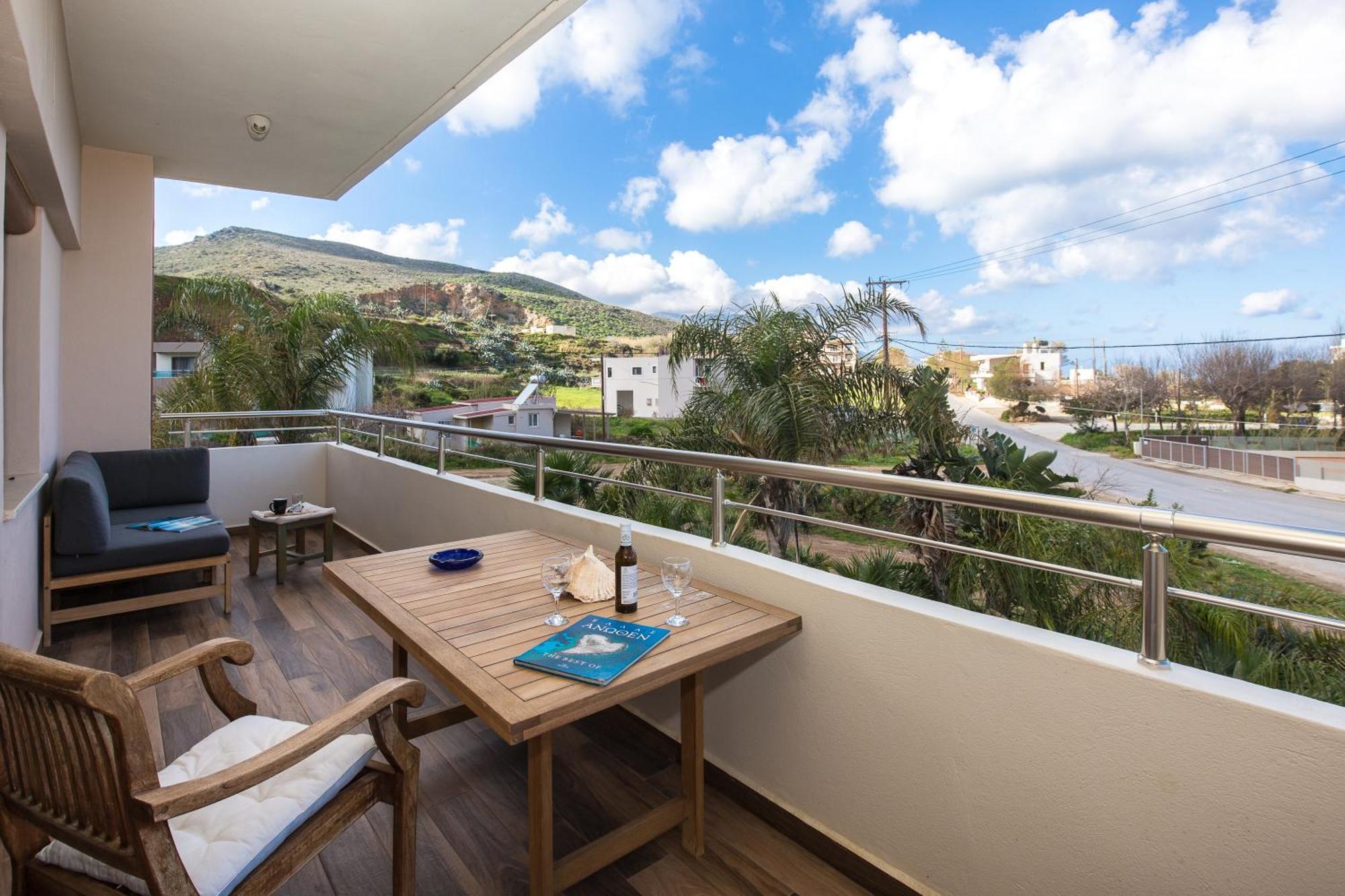 Arodamos Studios & Apts Kissamos Luaran gambar
