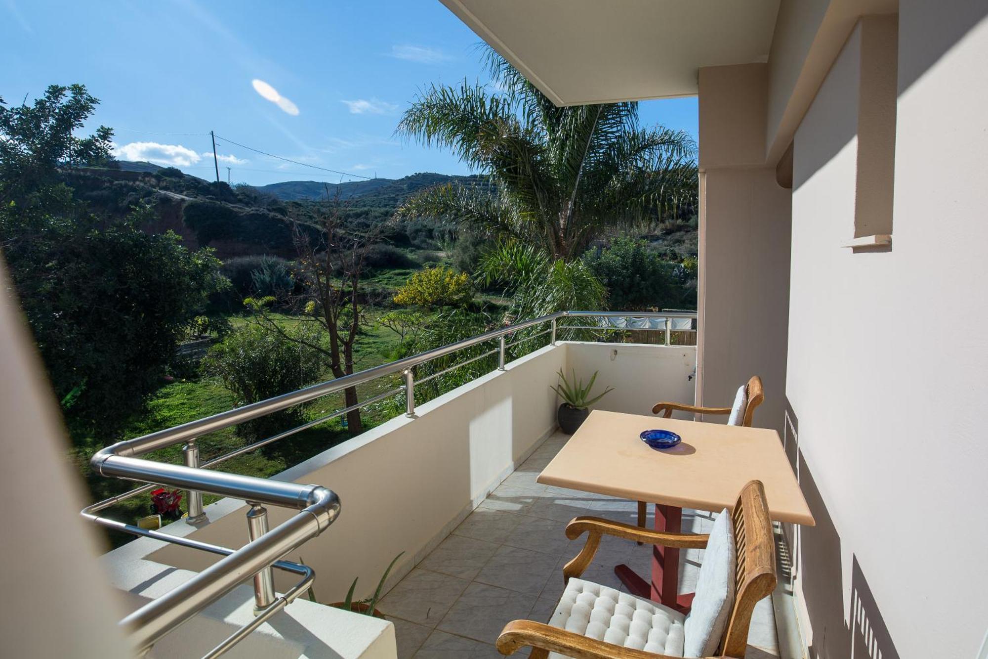 Arodamos Studios & Apts Kissamos Luaran gambar