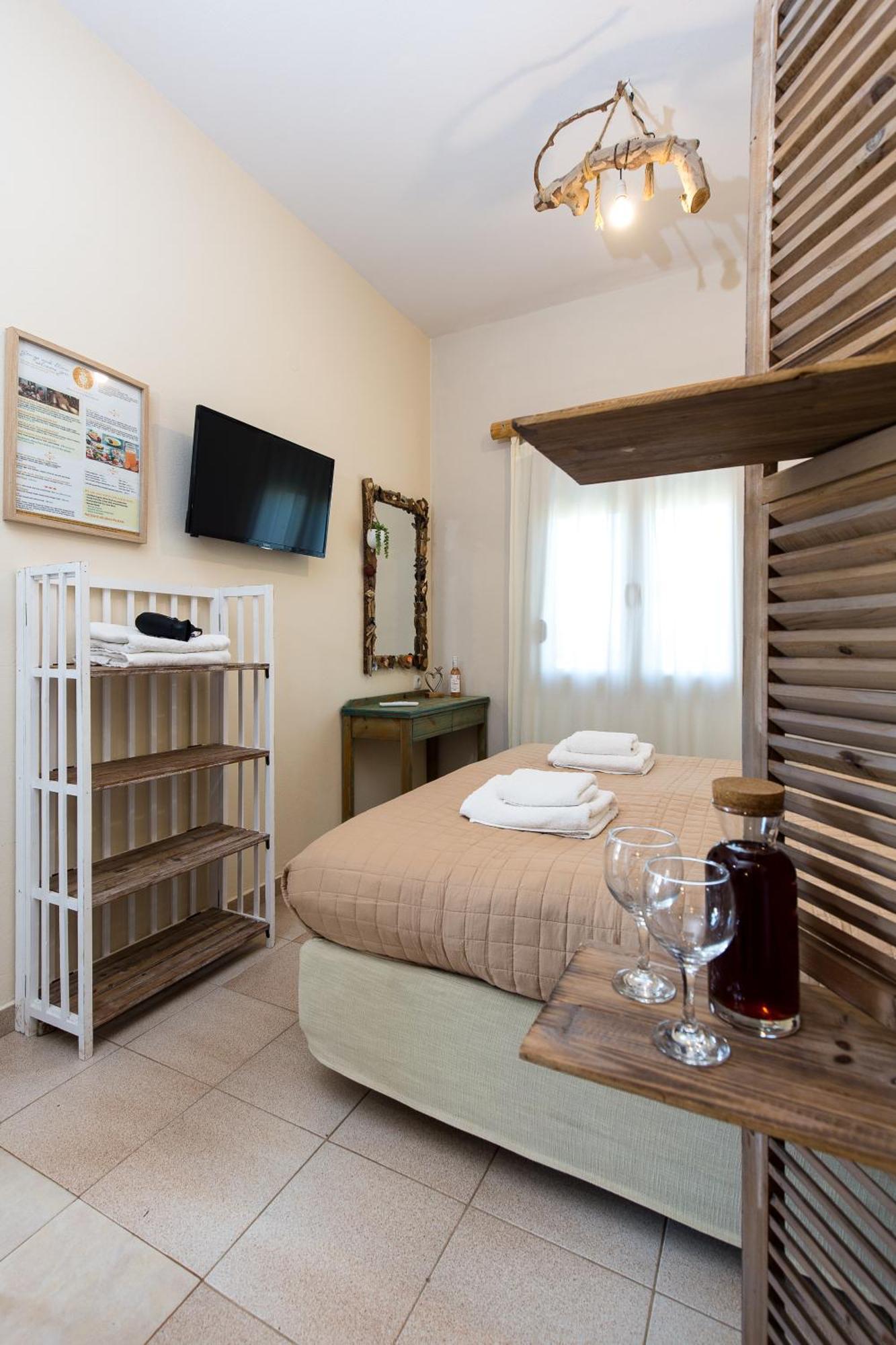 Arodamos Studios & Apts Kissamos Luaran gambar